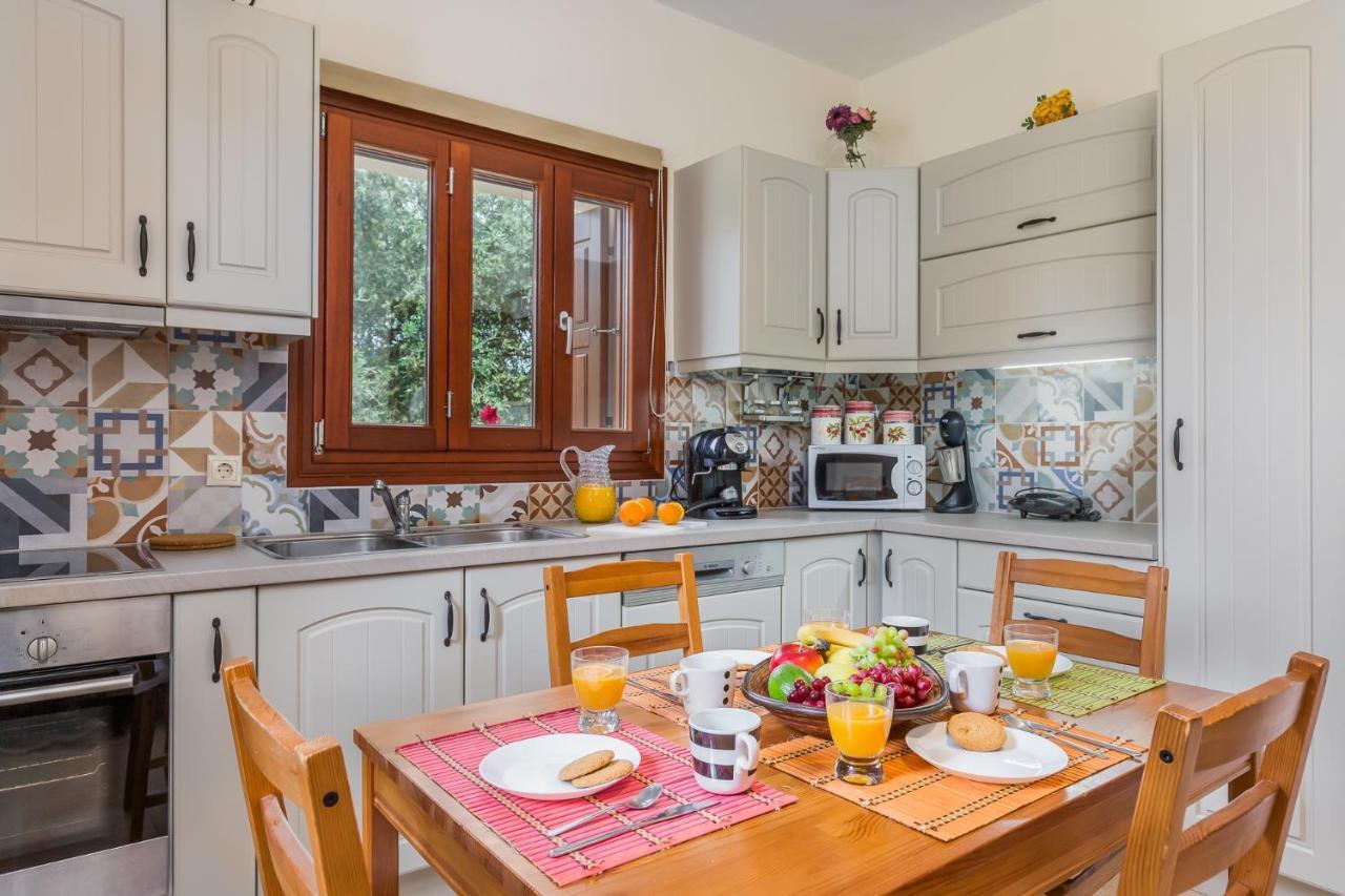 Olive Grove Apartment Szkópelosz Kültér fotó